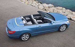   Mercedes-Benz E250 CDI Cabriolet - 2010