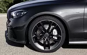   Mercedes-AMG E 53 4MATIC+ Coupe - 2020