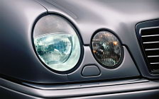   Mercedes-Benz E-class W210 - 1995