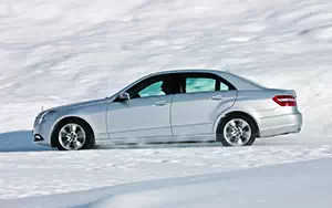   Mercedes-Benz E350 4MATIC - 2009