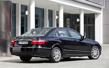   Mercedes-Benz E-class Guard - 2011