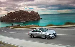  Mercedes-Benz E350 4MATIC - 2013