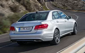   Mercedes-Benz E350 4MATIC - 2013