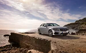   Mercedes-Benz E500 AMG Sports Package - 2013