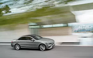   Mercedes-Benz E 400 4MATIC AMG Line - 2016
