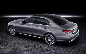   Mercedes-Benz E-class Exclusive Line - 2020