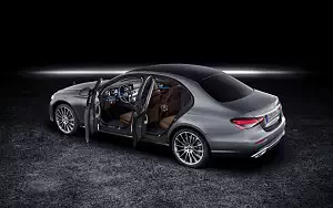   Mercedes-Benz E-class Exclusive Line - 2020
