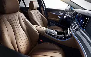   Mercedes-Benz E-class Exclusive Line - 2020