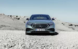   Mercedes-Benz E 300 e 4MATIC AMG Line - 2023