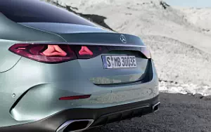   Mercedes-Benz E 300 e 4MATIC AMG Line - 2023