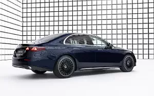   Mercedes-Benz E 400 e 4MATIC Exclusive Line - 2023