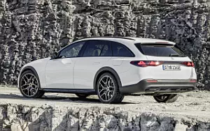   Mercedes-Benz E 300 de 4MATIC All-Terrain - 2024
