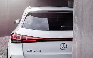  Mercedes-Benz EQA 250 AMG Line Edition 1 - 2021