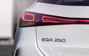   Mercedes-Benz EQA 250 AMG Line Edition 1 - 2021