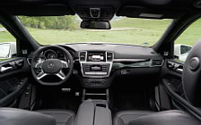   Mercedes-Benz GL63 AMG - 2012