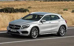   Mercedes-Benz GLA45 AMG - 2014