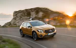   Mercedes-Benz GLA 220 d 4MATIC - 2017