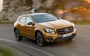   Mercedes-Benz GLA 220 d 4MATIC - 2017