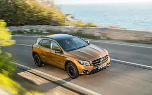   Mercedes-Benz GLA 220 d 4MATIC - 2017