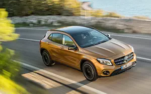   Mercedes-Benz GLA 220 d 4MATIC - 2017