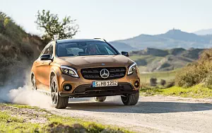   Mercedes-Benz GLA 220 d 4MATIC - 2017
