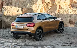   Mercedes-Benz GLA 220 d 4MATIC - 2017