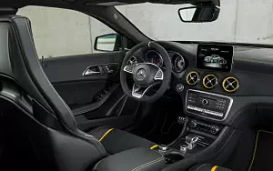   Mercedes-AMG GLA 45 4MATIC Yellow Night Edition - 2017