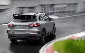   Mercedes-AMG GLA 45 S 4MATIC+ Aerodynamic Package - 2020