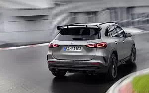   Mercedes-AMG GLA 45 S 4MATIC+ Aerodynamic Package - 2020