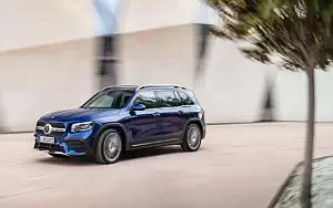   Mercedes-Benz GLB 250 AMG Line - 2019
