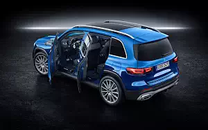   Mercedes-Benz GLB 250 AMG Line - 2019