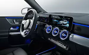   Mercedes-Benz GLB 250 AMG Line - 2019