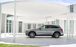   Mercedes-Benz GLC 350 e 4MATIC Edition 1 AMG Line - 2015