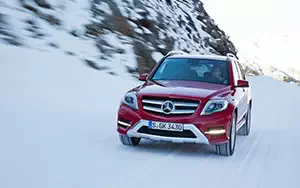   Mercedes-Benz GLK350 4MATIC - 2012