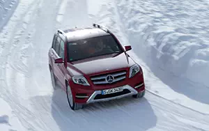   Mercedes-Benz GLK350 4MATIC - 2012