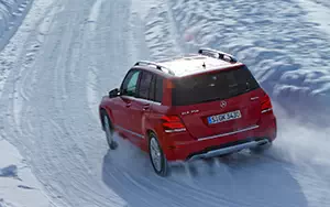   Mercedes-Benz GLK350 4MATIC - 2012