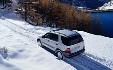   Mercedes-Benz ML230 - 1998