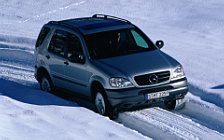   Mercedes-Benz ML230 - 1998