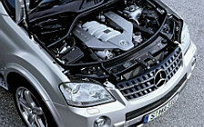   Mercedes-Benz ML63 AMG - 2005