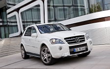   Mercedes-Benz ML63 AMG - 2010