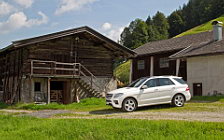   Mercedes-Benz ML250 BlueTec AMG Sports Package - 2011