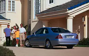   Mercedes-Benz S320 W220 - 1998