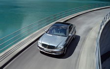   Mercedes-Benz S500 - 2005