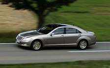   Mercedes-Benz S600 - 2005
