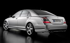  Mercedes-Benz S65 AMG - 2005