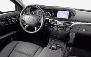  Mercedes-Benz S600 Pullman Guard - 2008