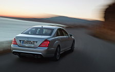   Mercedes-Benz S63 AMG - 2009