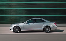   Mercedes-Benz S63 AMG - 2009