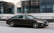   Mercedes-Benz S63 AMG - 2010