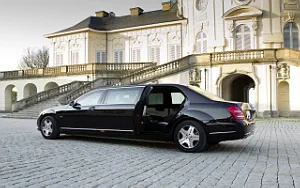   Mercedes-Benz S600 Pullman Guard - 2011